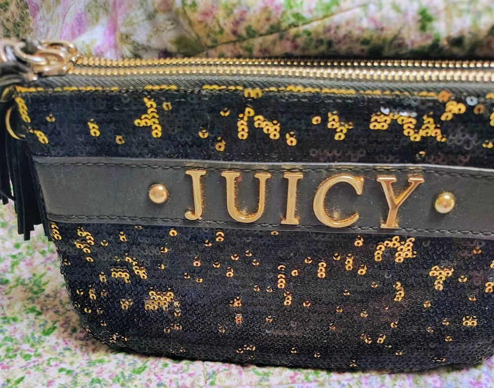 EUC Juicy Couture Womens Sequin Clutch Wallet Black Gold Double Zipper Closure